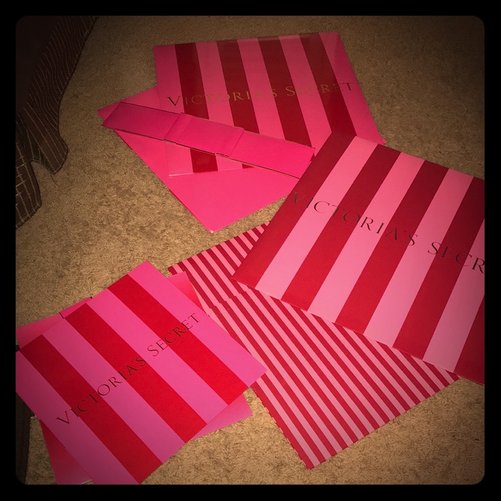 Victoria’s secret gift boxes (3)